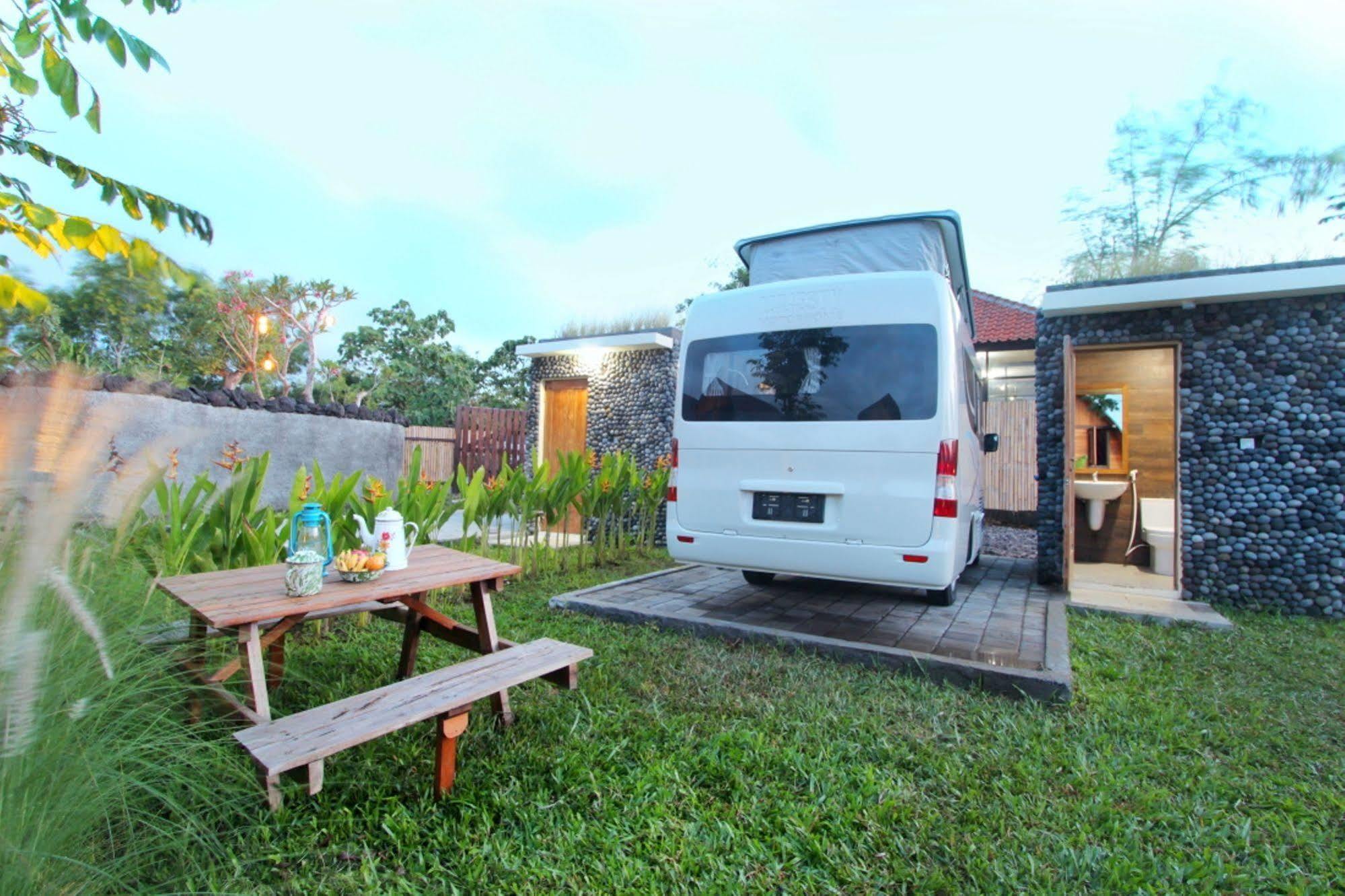 The Kirana Ungasan Villa Jimbaran  Exterior photo