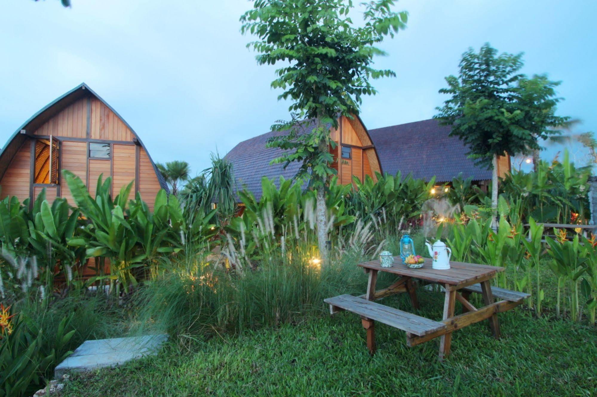 The Kirana Ungasan Villa Jimbaran  Exterior photo